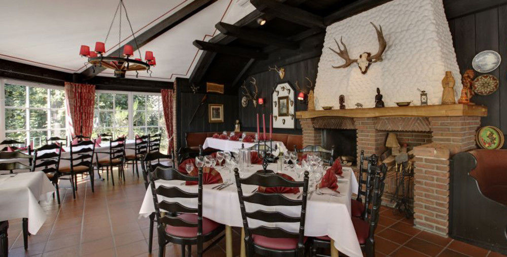 Hotel Restaurant Zum Jaegerheim Wendeburg Exteriör bild