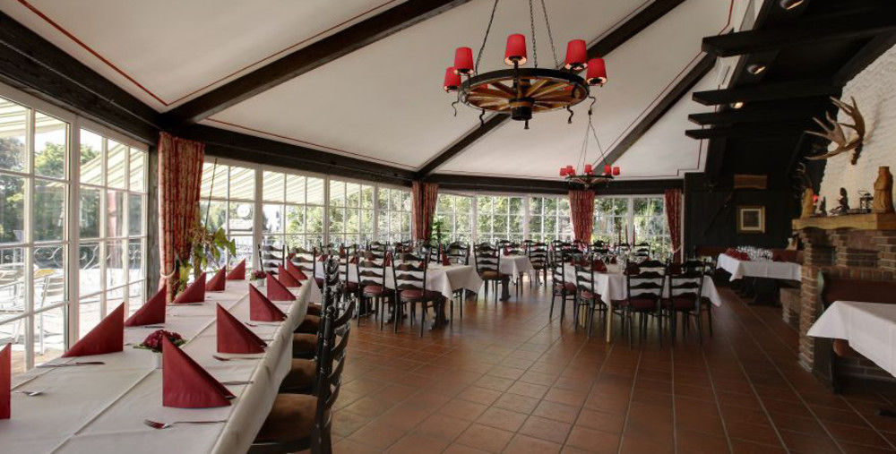 Hotel Restaurant Zum Jaegerheim Wendeburg Exteriör bild